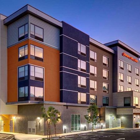 Hampton Inn & Suites Ontario Rancho Cucamonga Ngoại thất bức ảnh