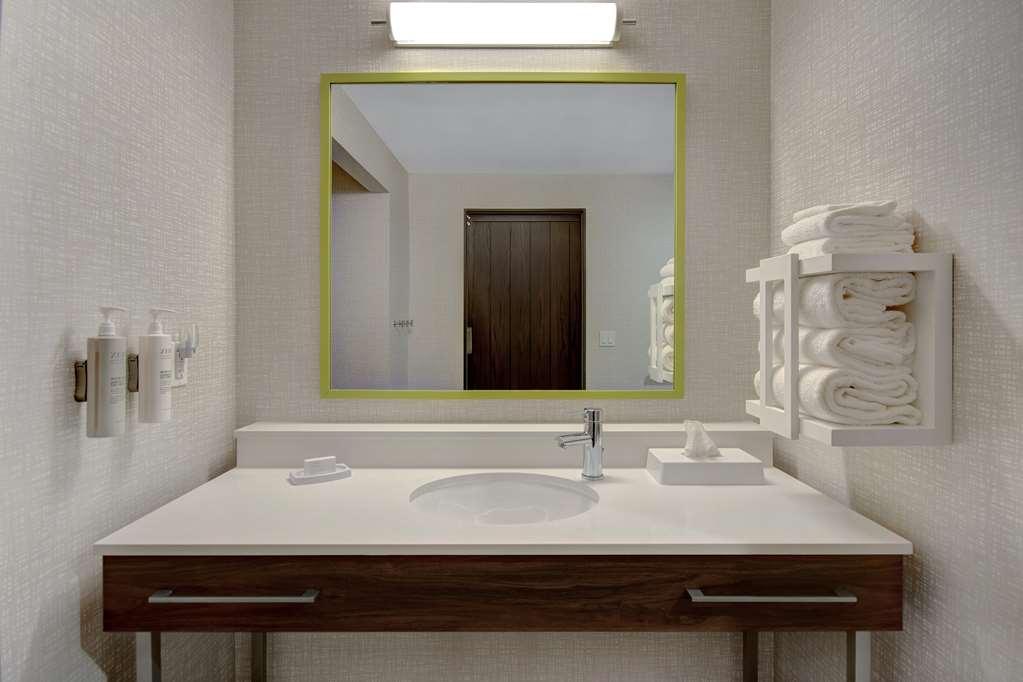 Hampton Inn & Suites Ontario Rancho Cucamonga Ngoại thất bức ảnh