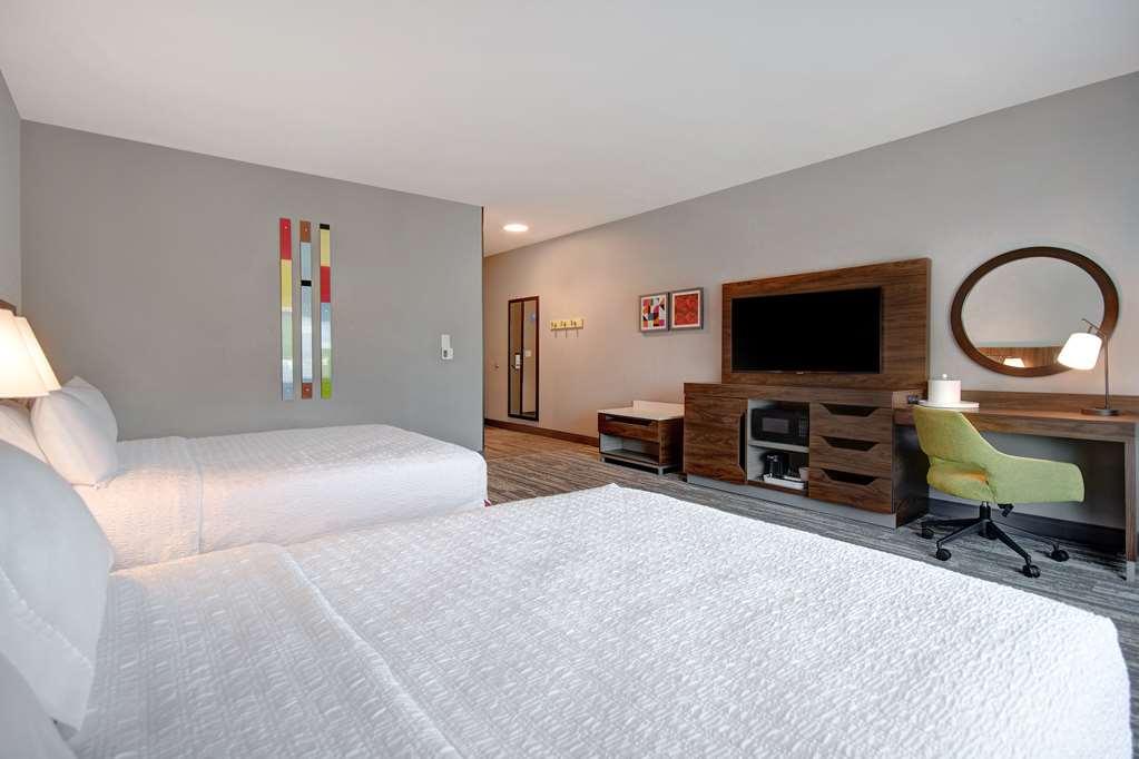 Hampton Inn & Suites Ontario Rancho Cucamonga Phòng bức ảnh