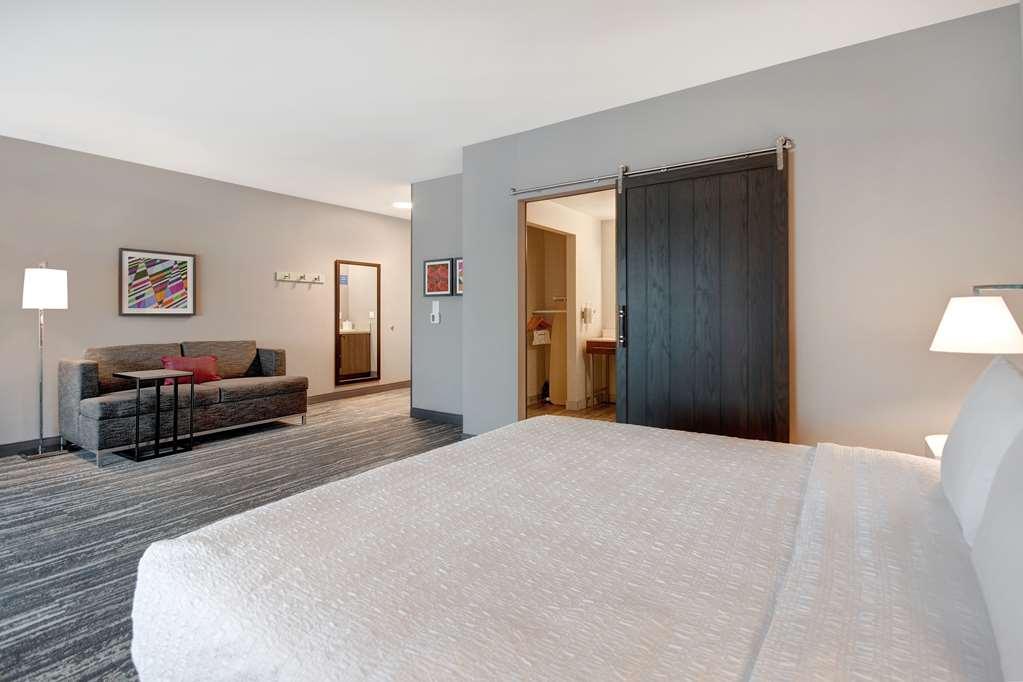 Hampton Inn & Suites Ontario Rancho Cucamonga Phòng bức ảnh