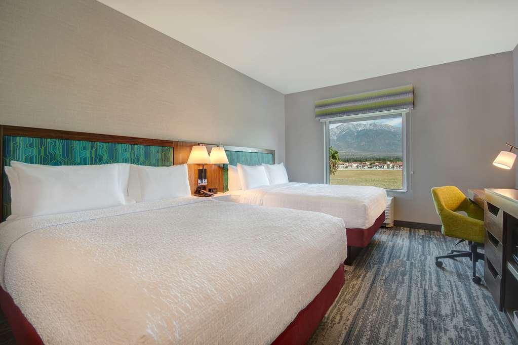 Hampton Inn & Suites Ontario Rancho Cucamonga Phòng bức ảnh