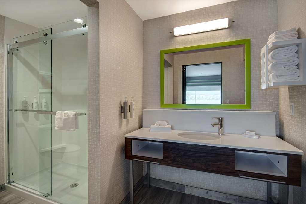 Hampton Inn & Suites Ontario Rancho Cucamonga Ngoại thất bức ảnh