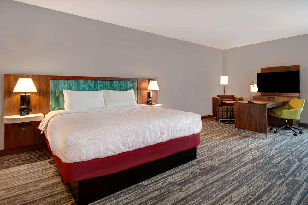Hampton Inn & Suites Ontario Rancho Cucamonga Phòng bức ảnh